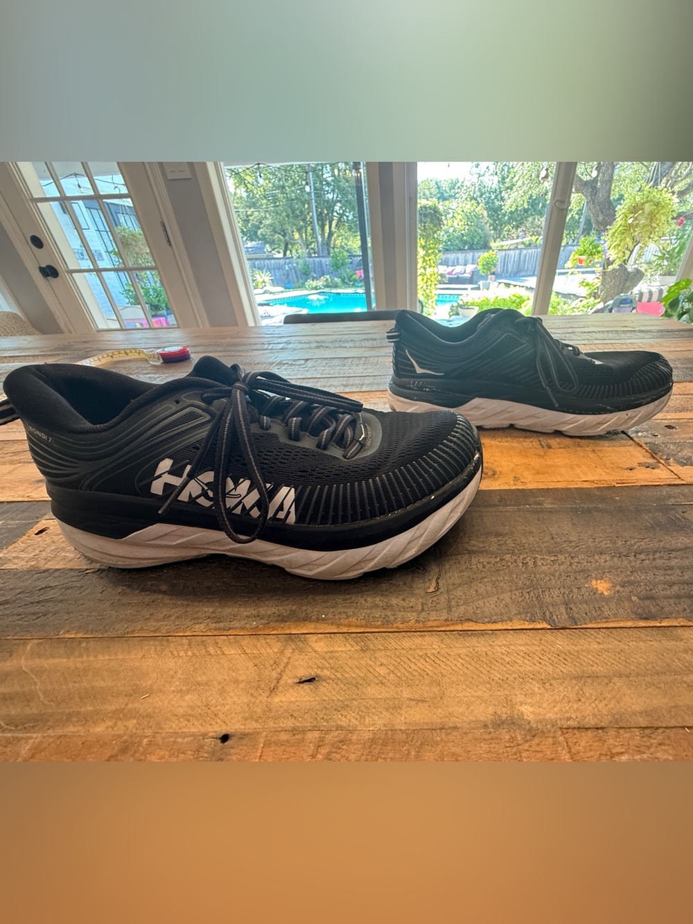 Hoka bondi 7 women’s 8 wide
